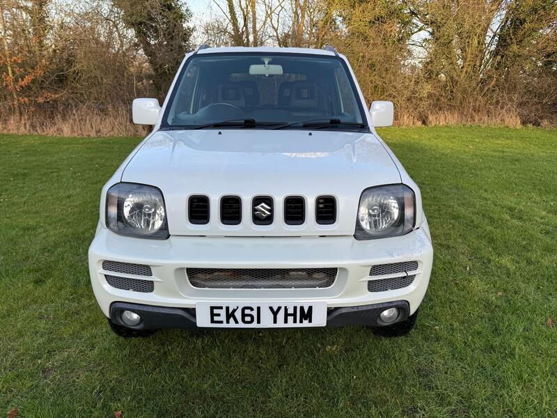 View SUZUKI JIMNY 1.3 SZ4 AUTOMATIC