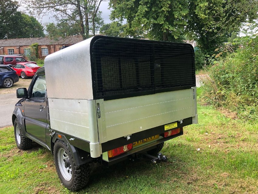 SUZUKI JIMNY